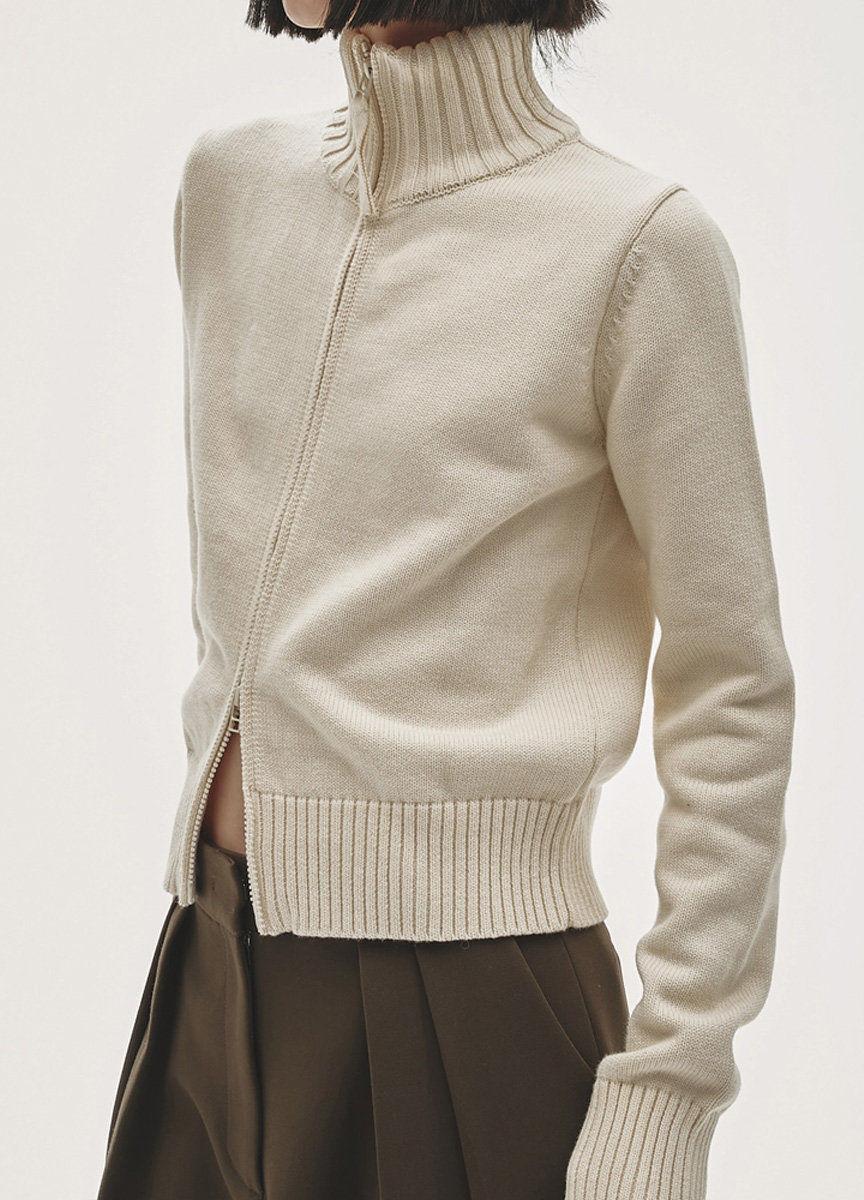 立領拉鍊針織上衣